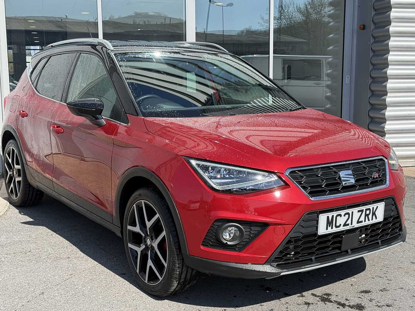 Main listing image - SEAT Arona