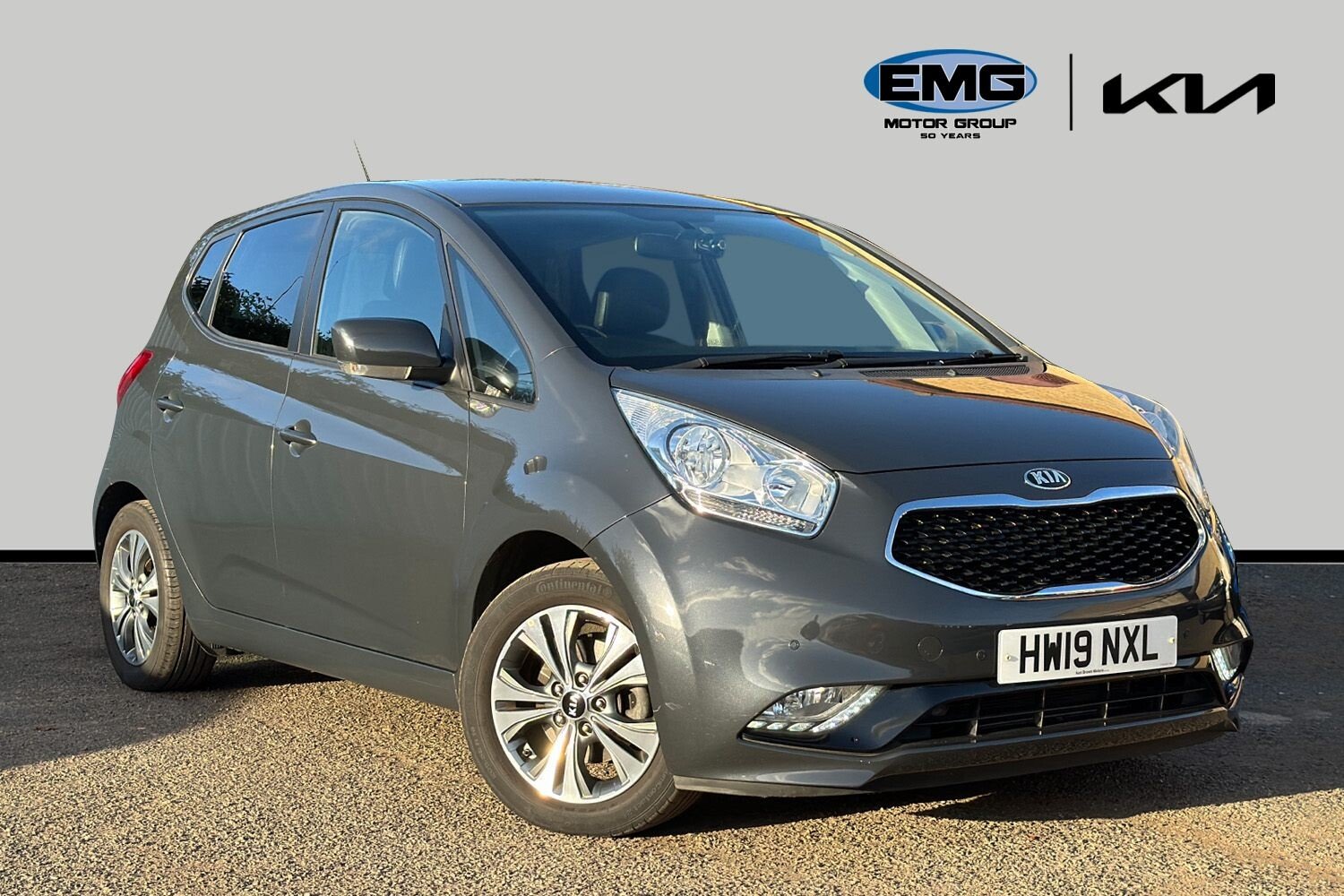 Main listing image - Kia Venga