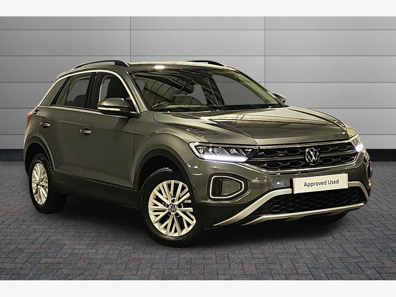 Main listing image - Volkswagen T-Roc