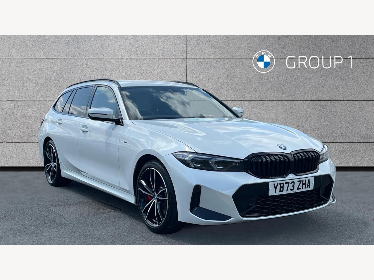 Main listing image - BMW 3 Series Touring