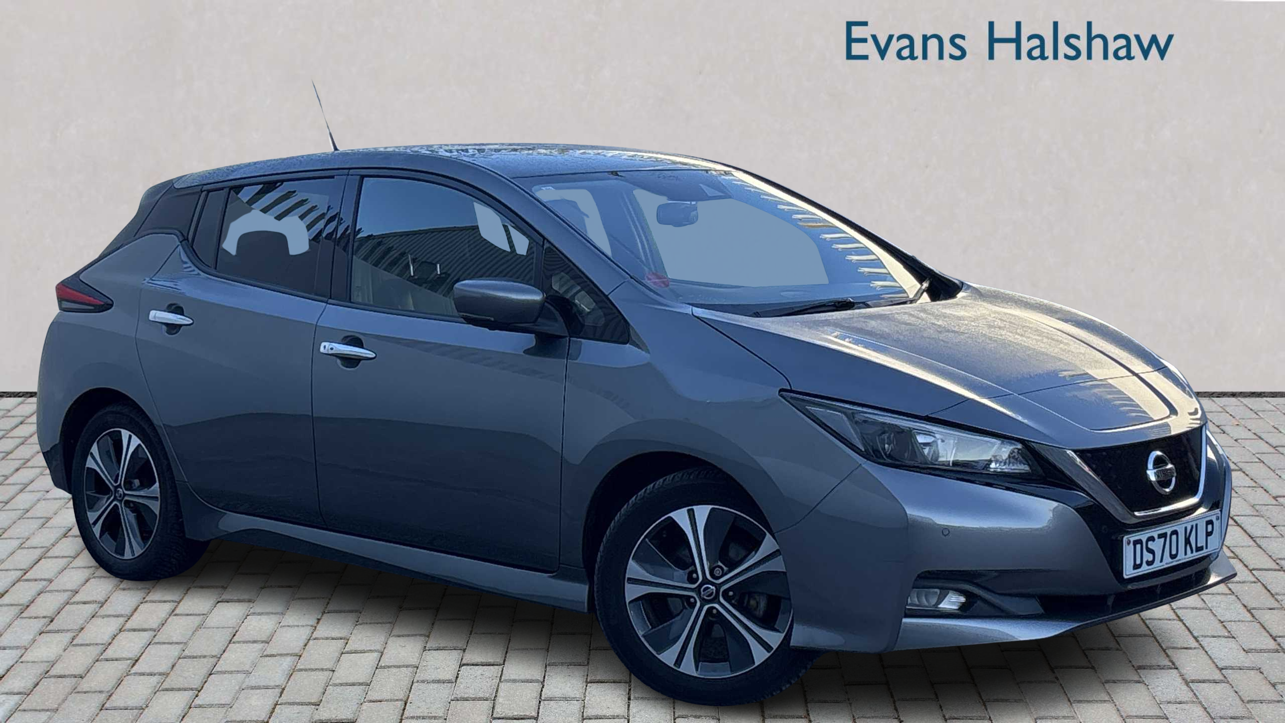 Main listing image - Nissan Leaf