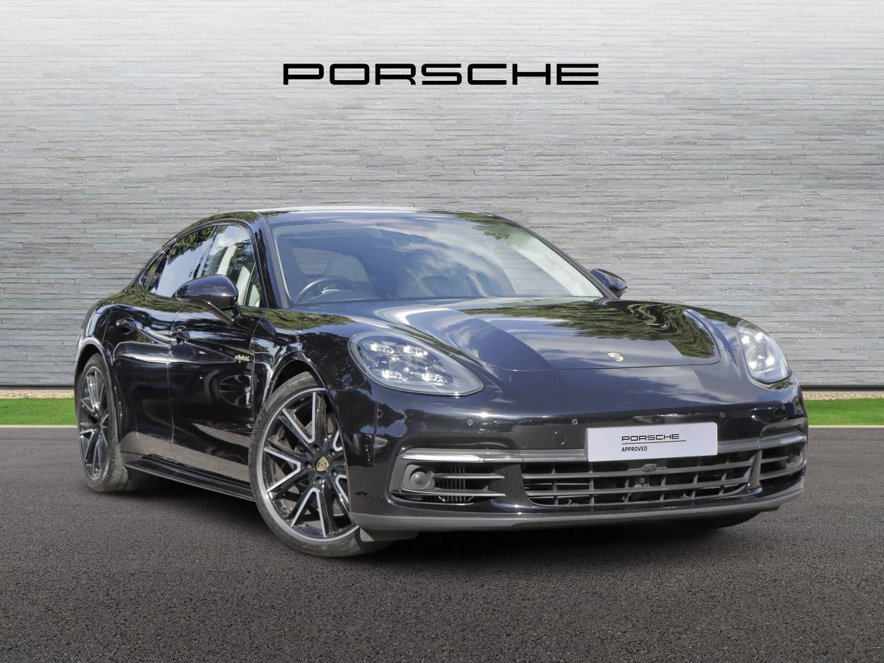 Main listing image - Porsche Panamera