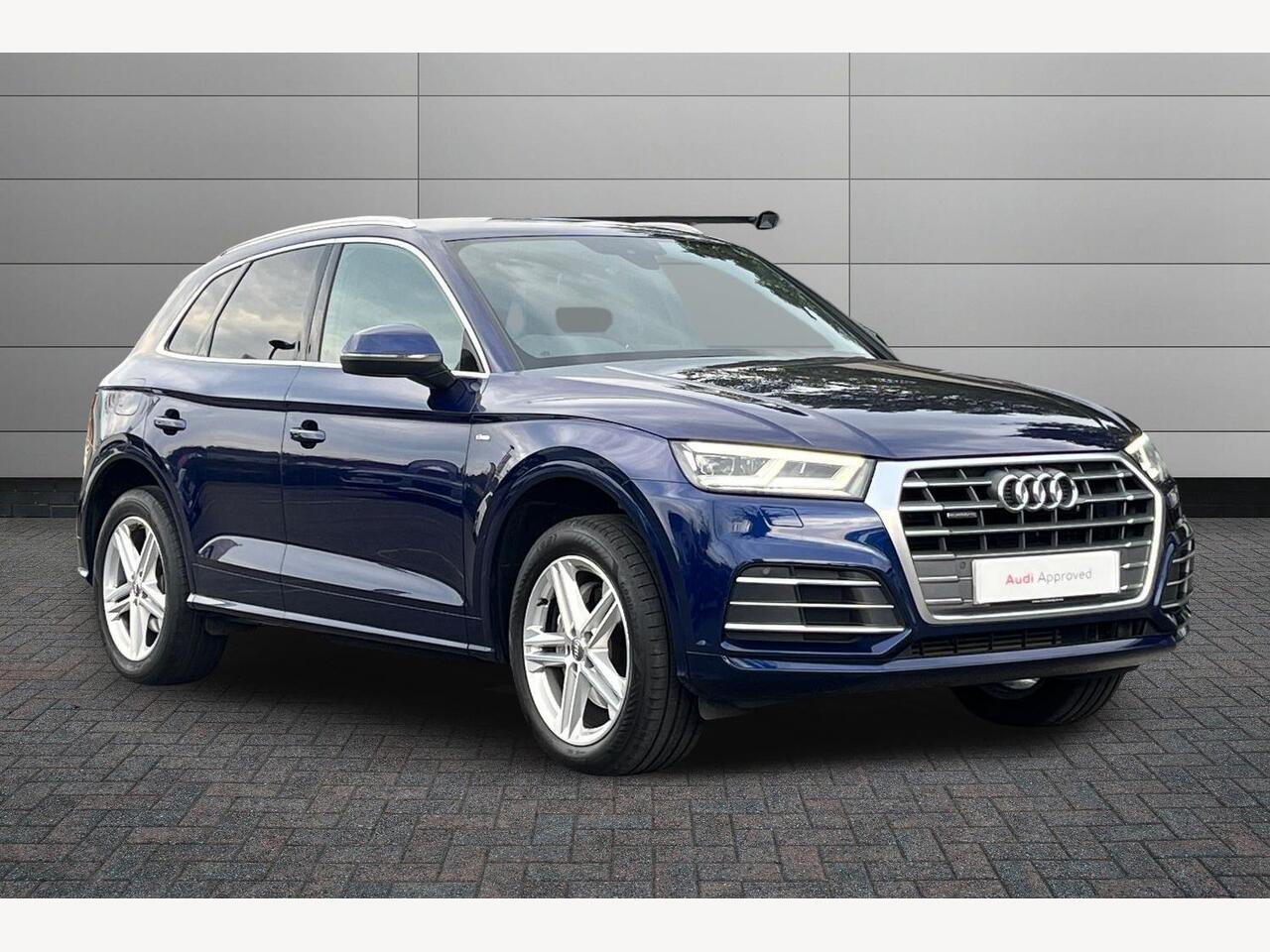 Main listing image - Audi Q5