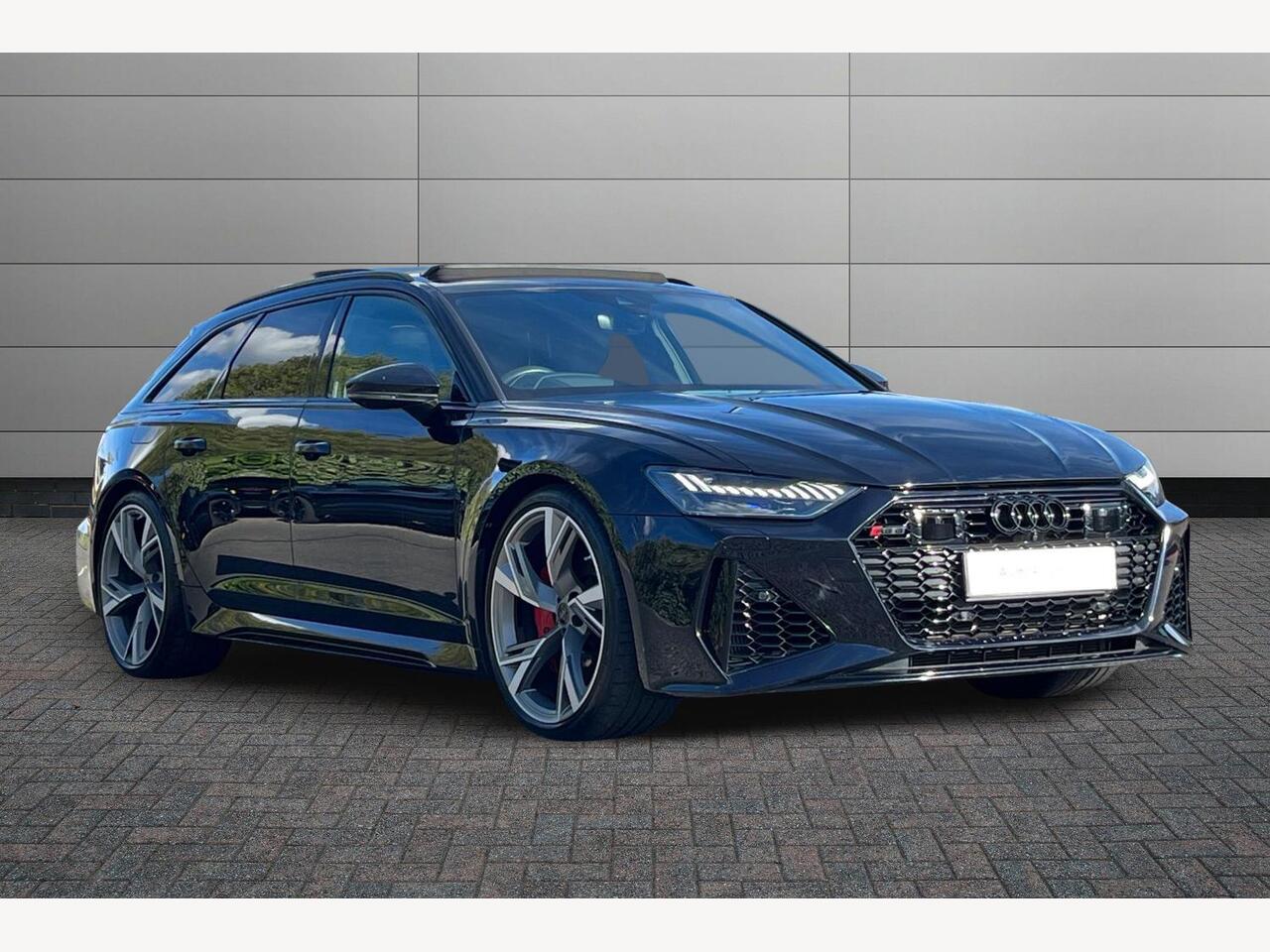 Main listing image - Audi RS6