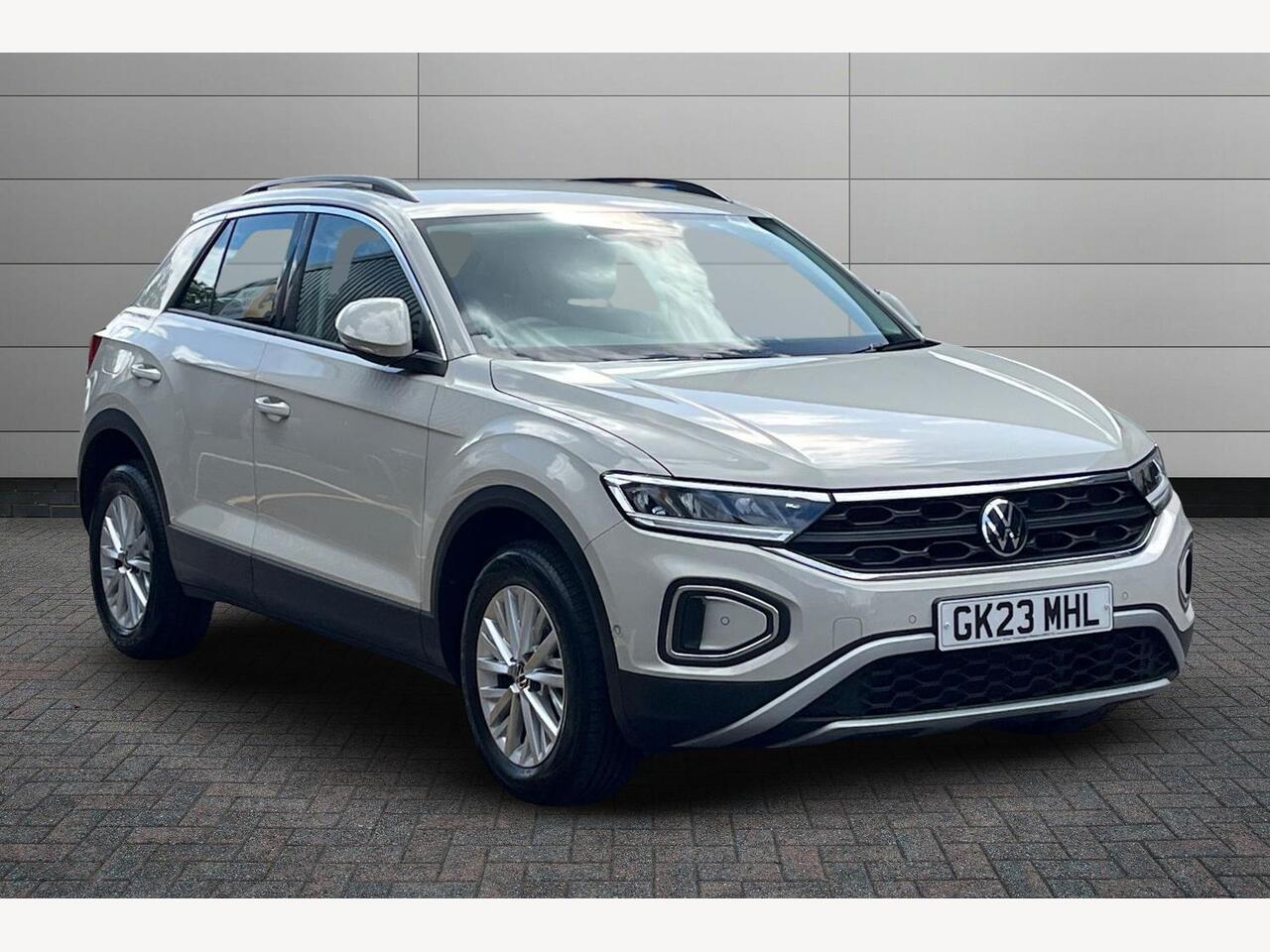 Main listing image - Volkswagen T-Roc