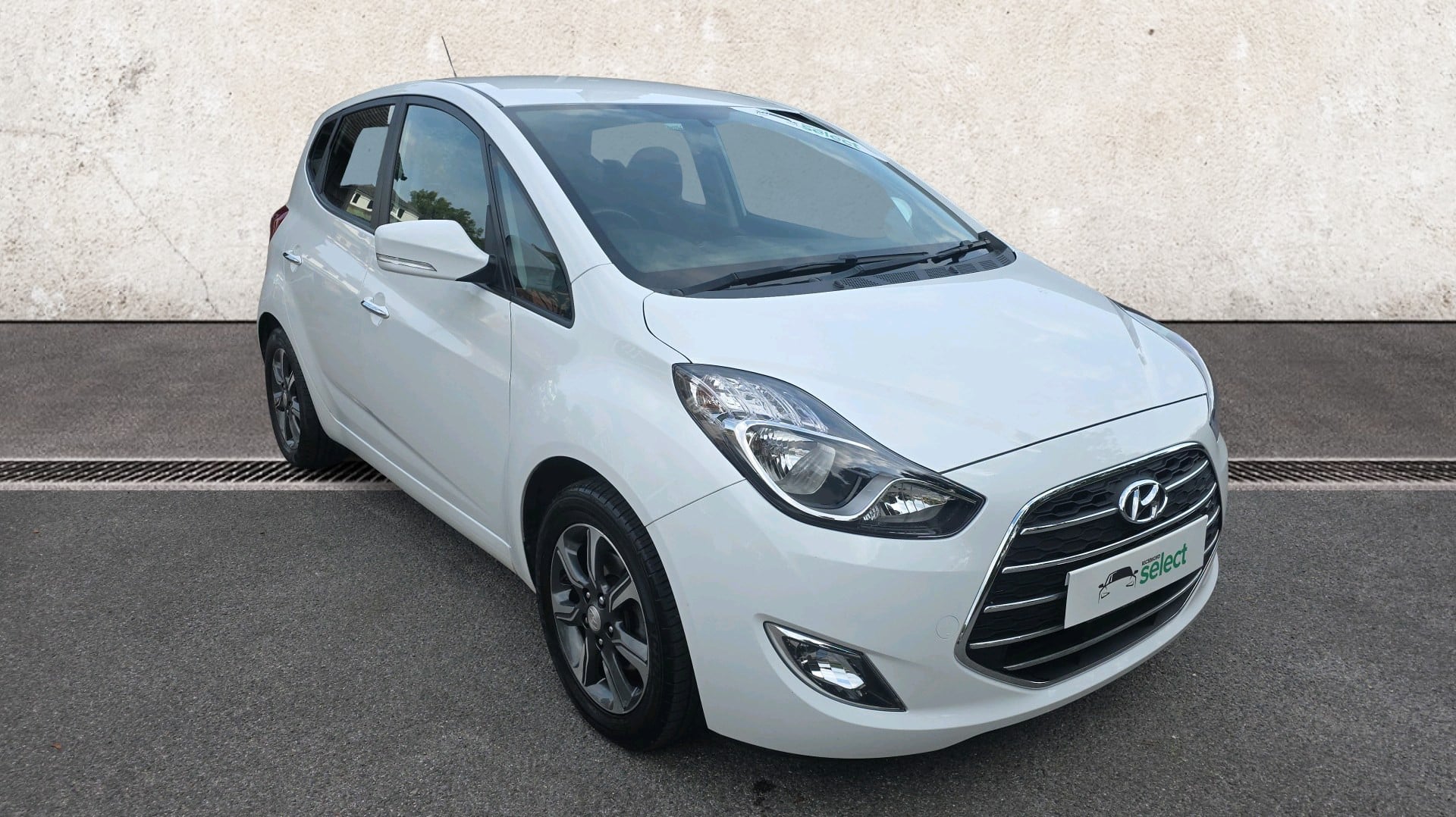 Main listing image - Hyundai ix20