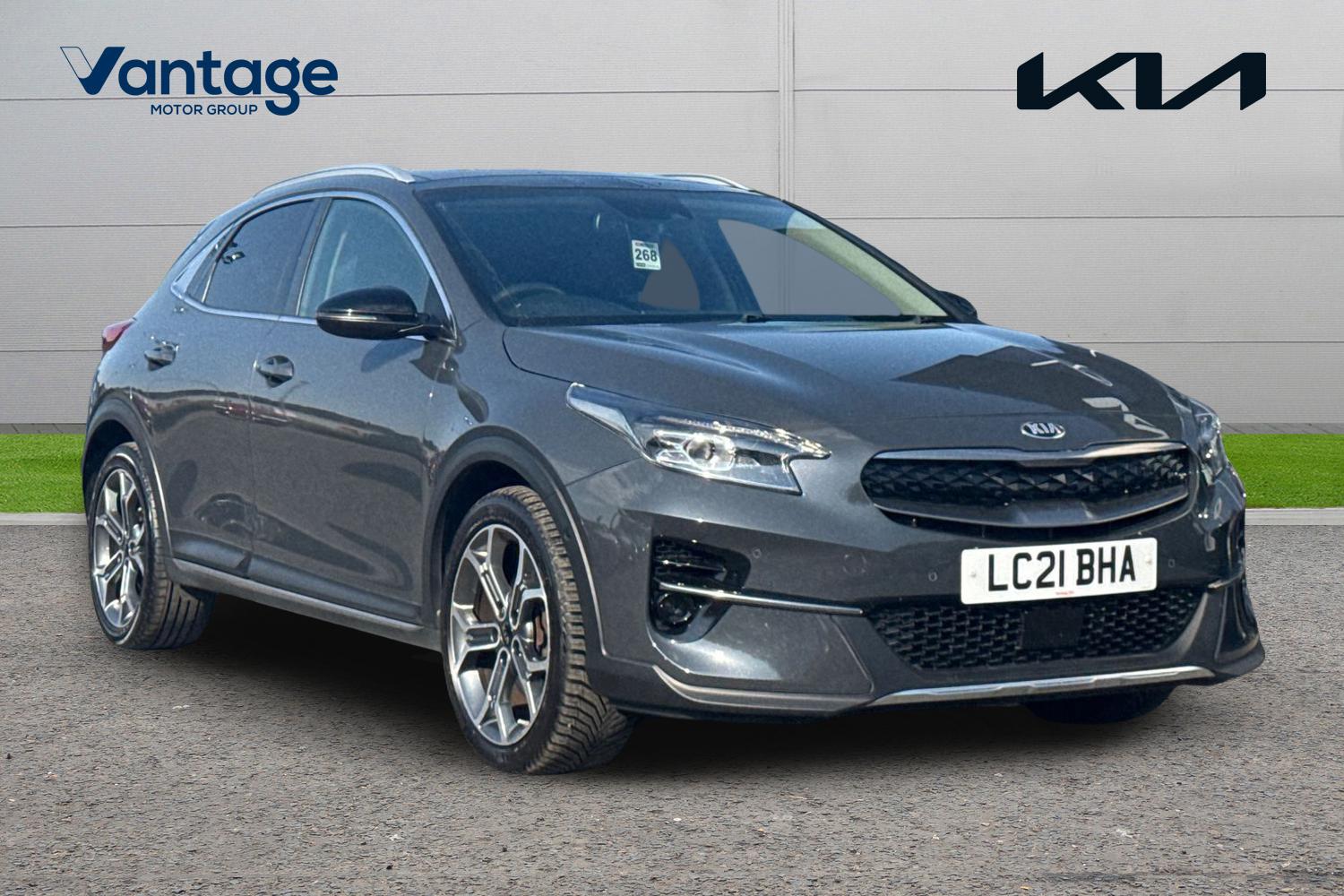 Main listing image - Kia XCeed