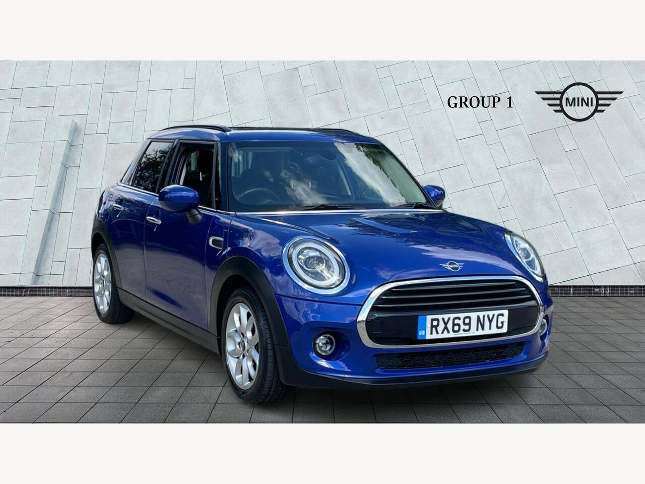 Main listing image - MINI Hatchback