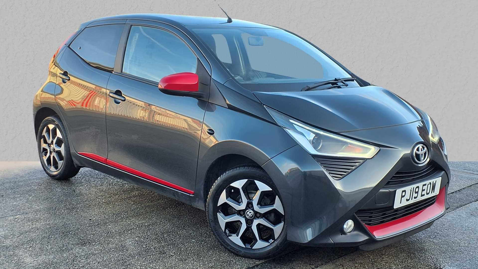 Main listing image - Toyota Aygo