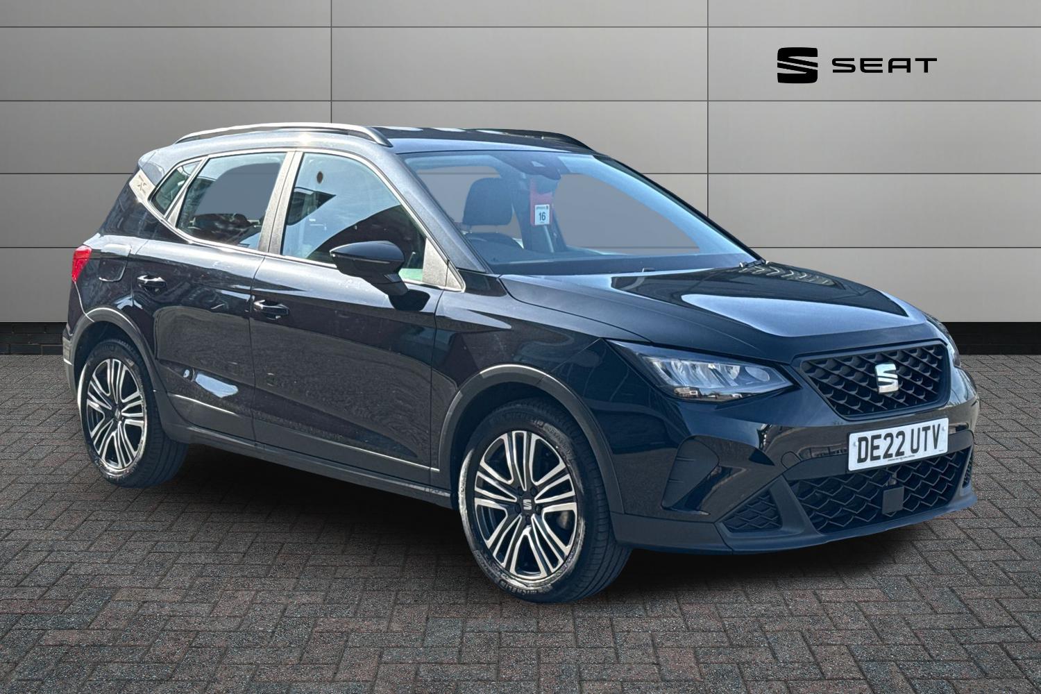 Main listing image - SEAT Arona