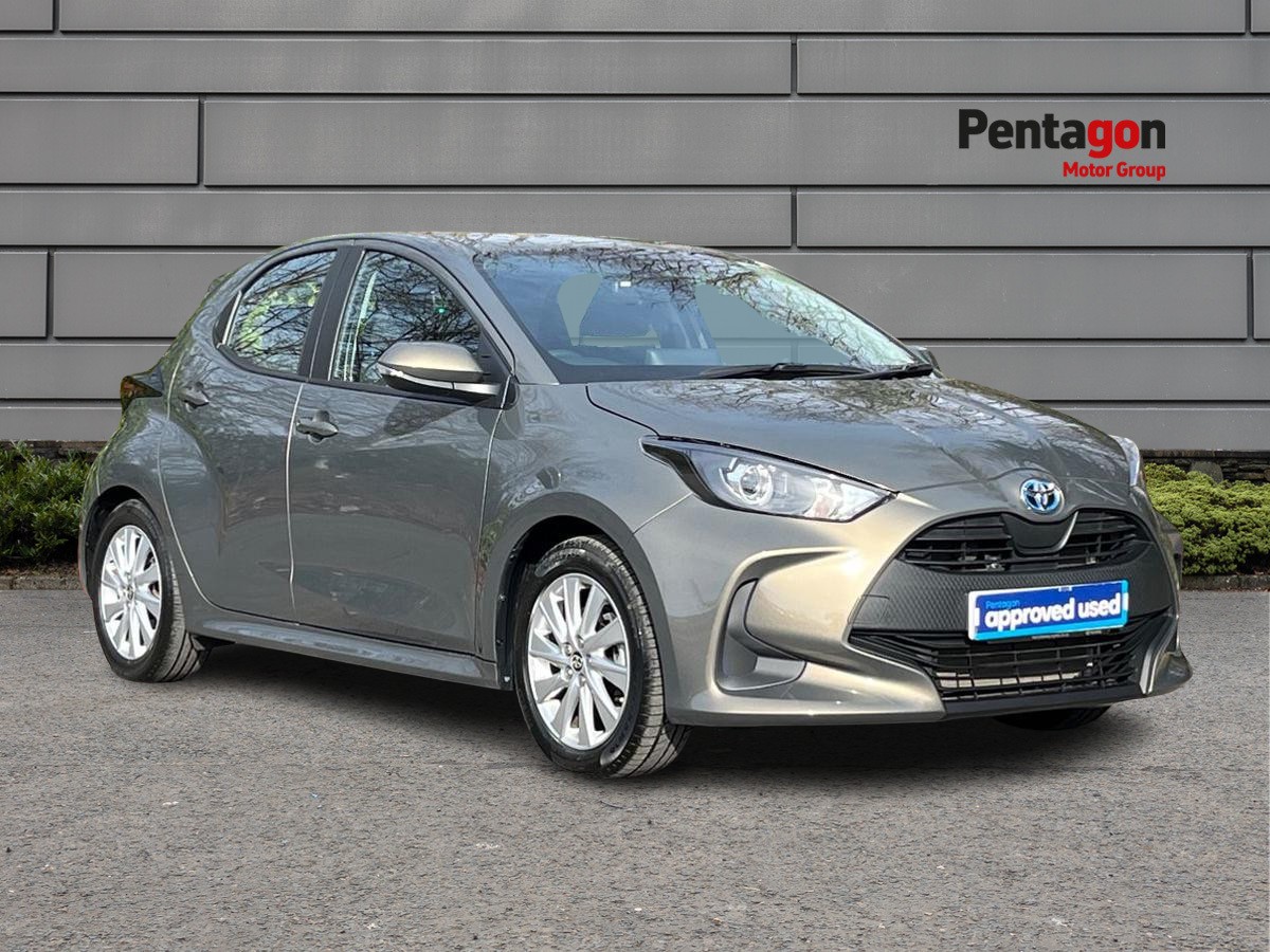 Main listing image - Toyota Yaris