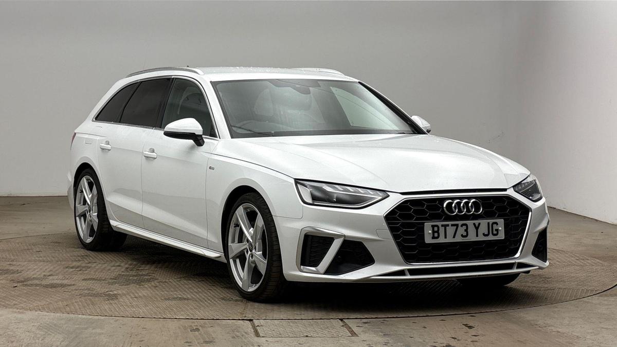 Main listing image - Audi A4