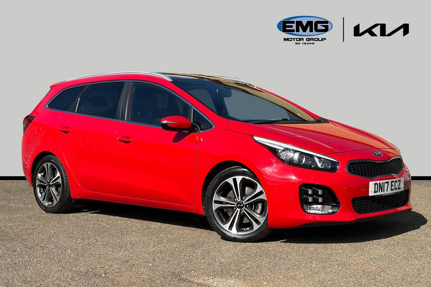 Main listing image - Kia Ceed SW