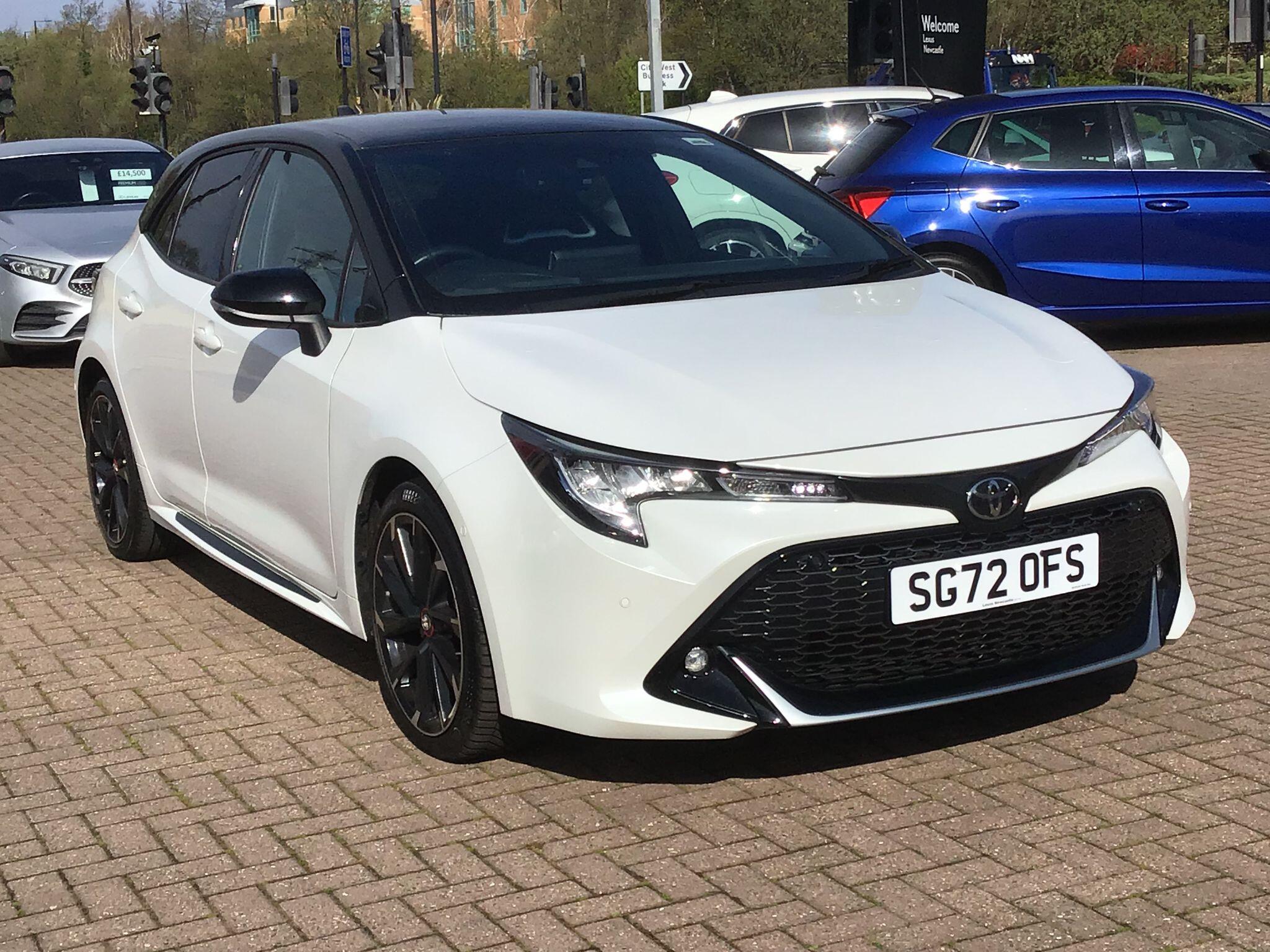 Main listing image - Toyota Corolla