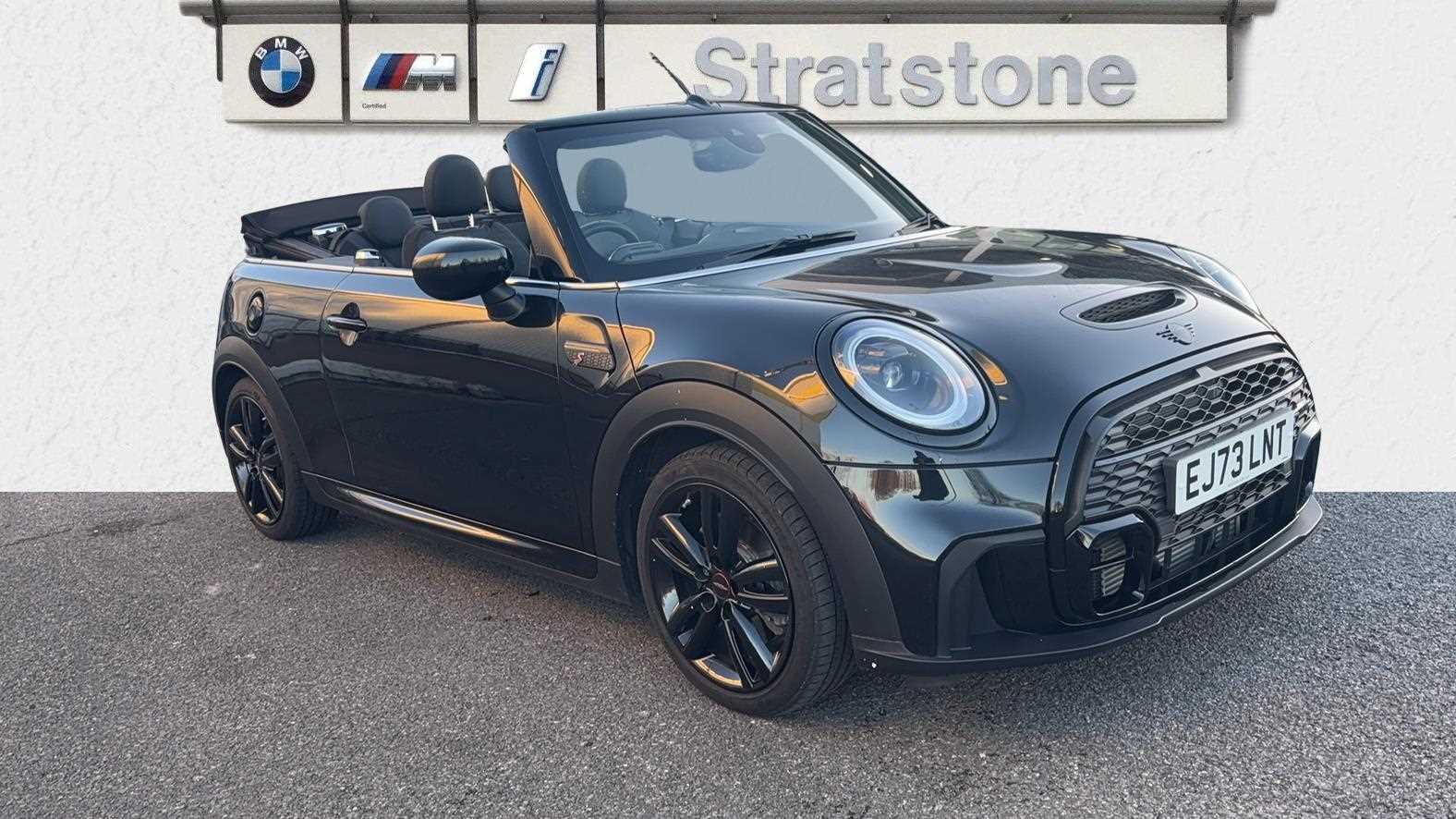 Main listing image - MINI Convertible