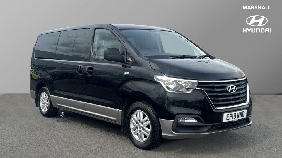 Main listing image - Hyundai i800
