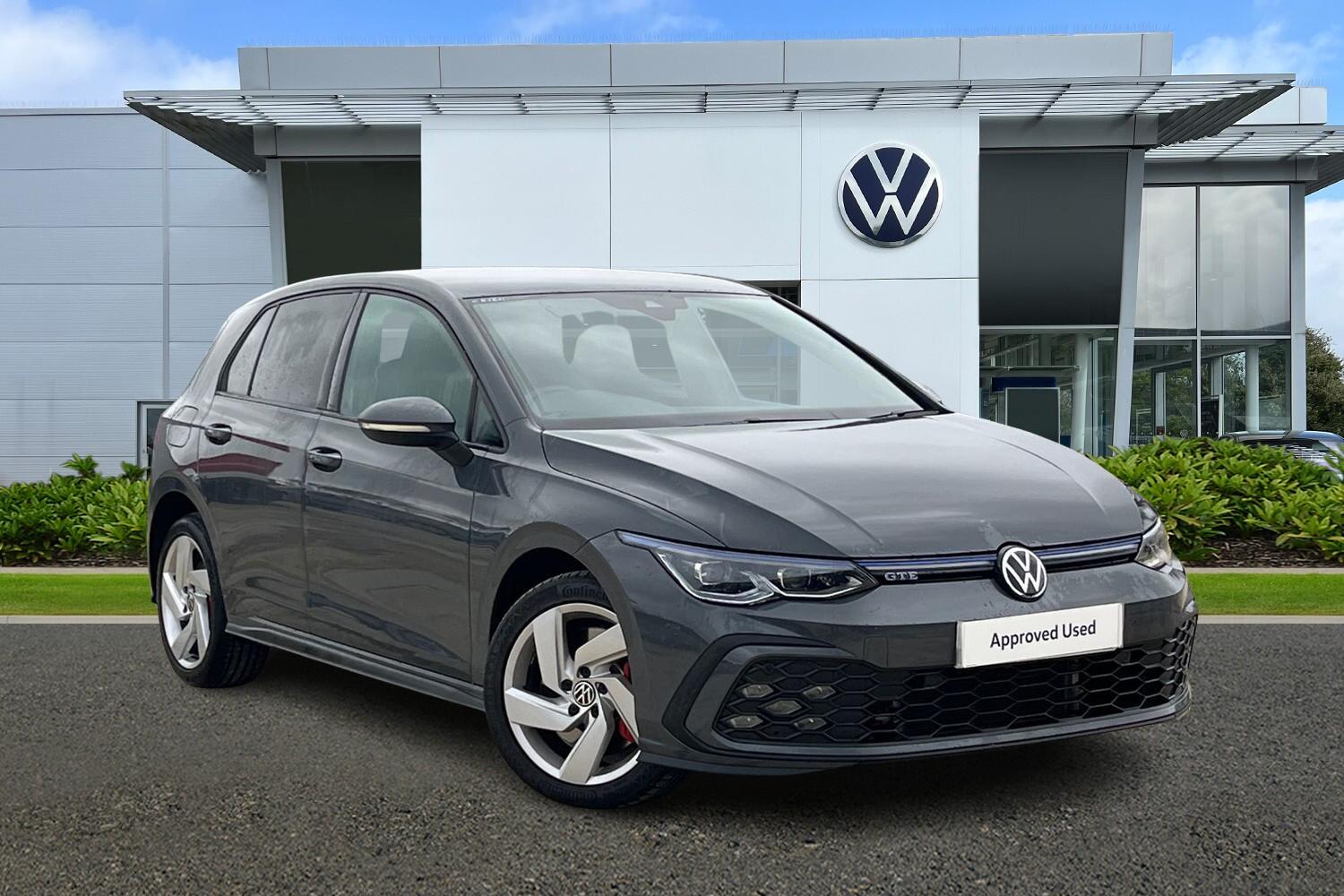 Main listing image - Volkswagen Golf GTE