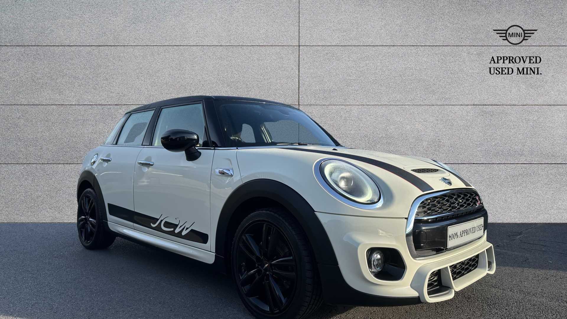 Main listing image - MINI Hatchback 5dr