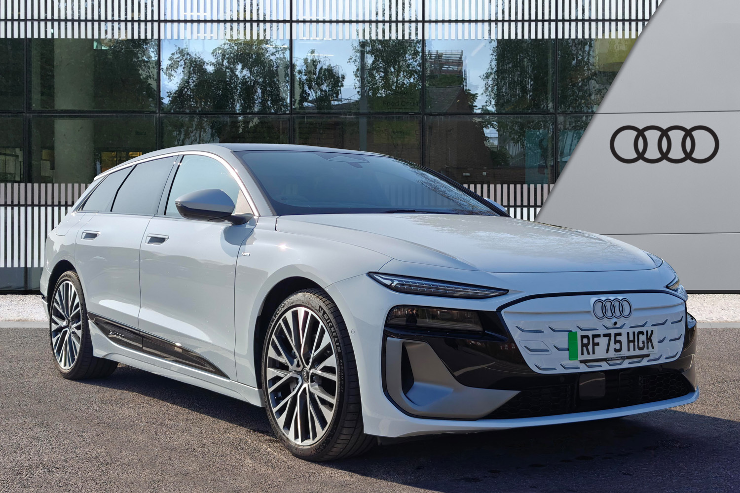 Main listing image - Audi e-tron S