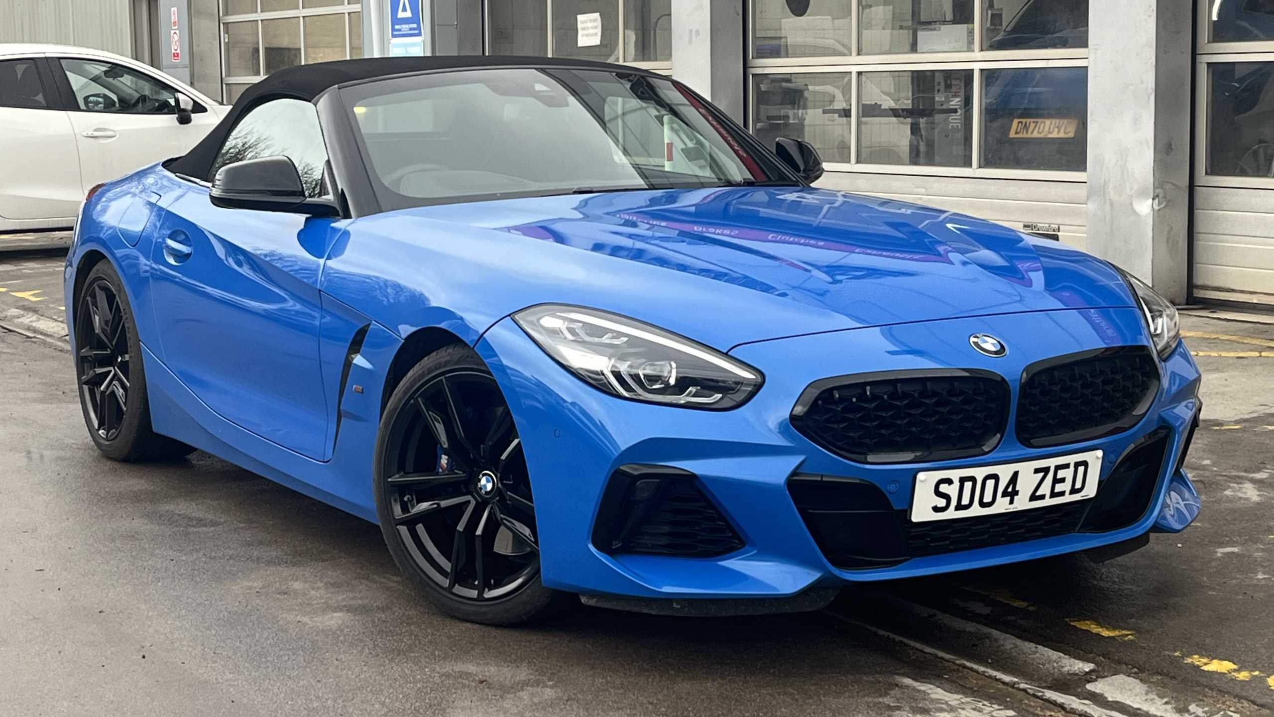 Main listing image - BMW Z4