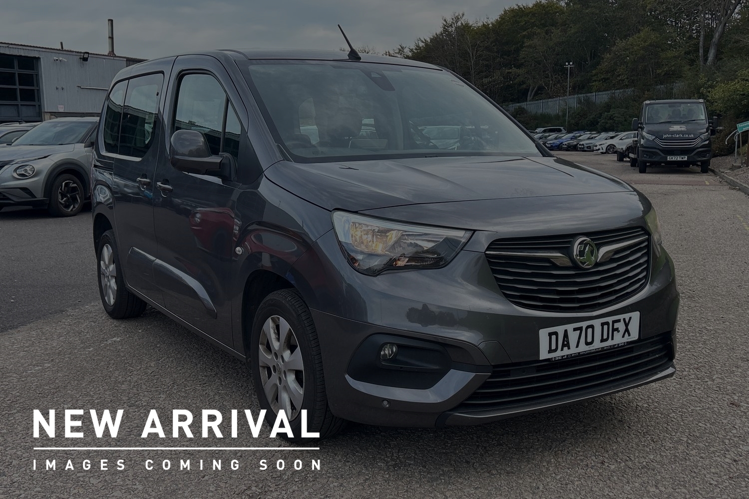 Main listing image - Vauxhall Combo Life