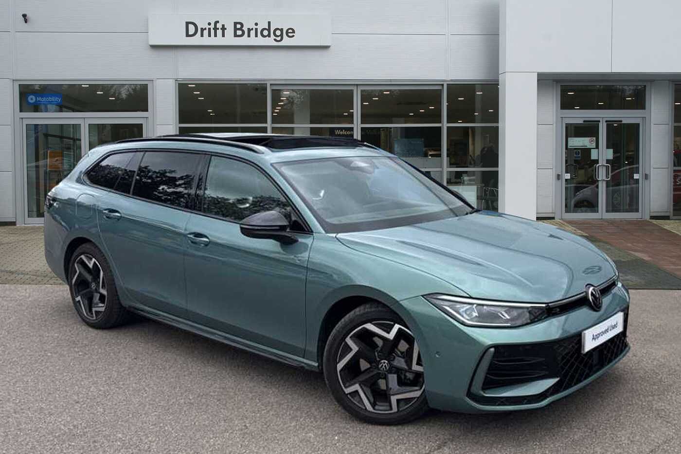 Main listing image - Volkswagen Passat Estate
