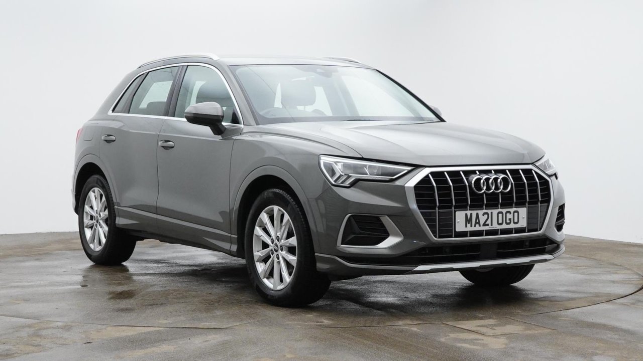 Main listing image - Audi Q3