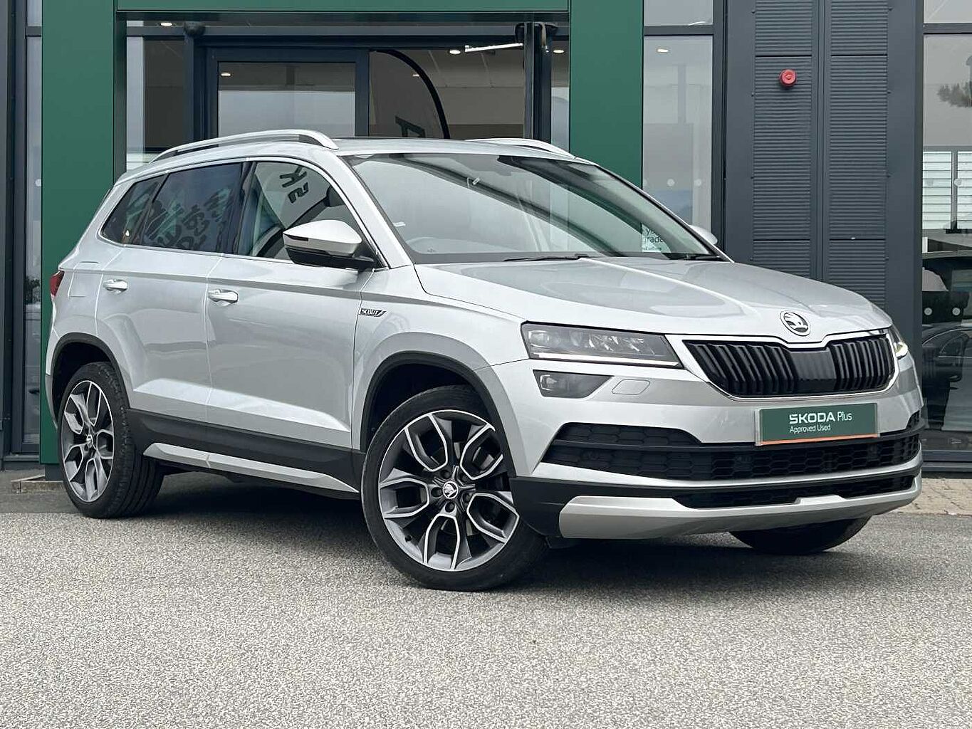 Main listing image - Skoda Karoq