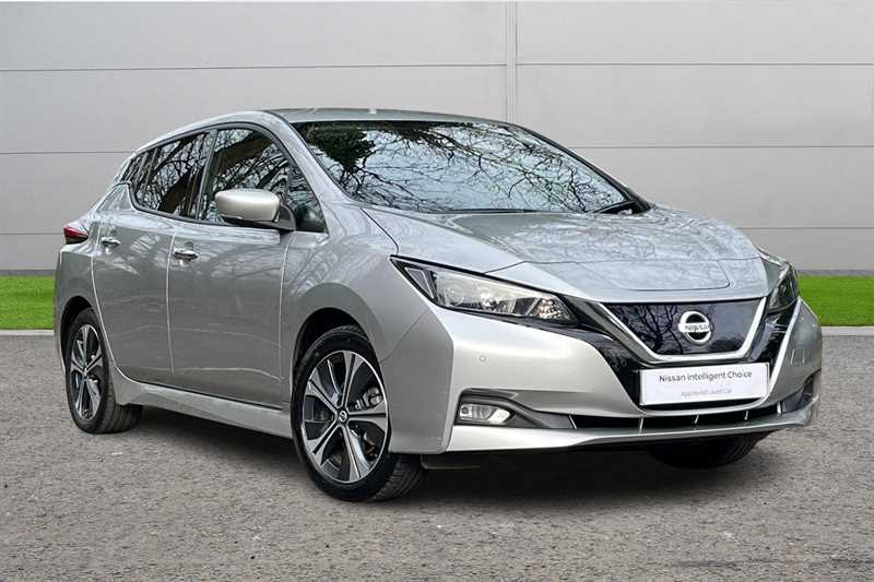 Main listing image - Nissan Leaf