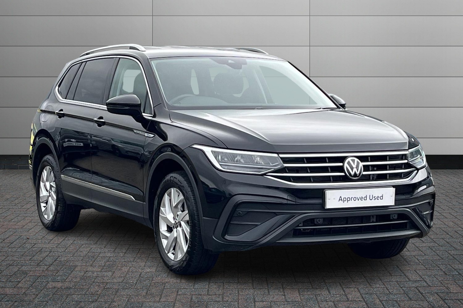 Main listing image - Volkswagen Tiguan Allspace