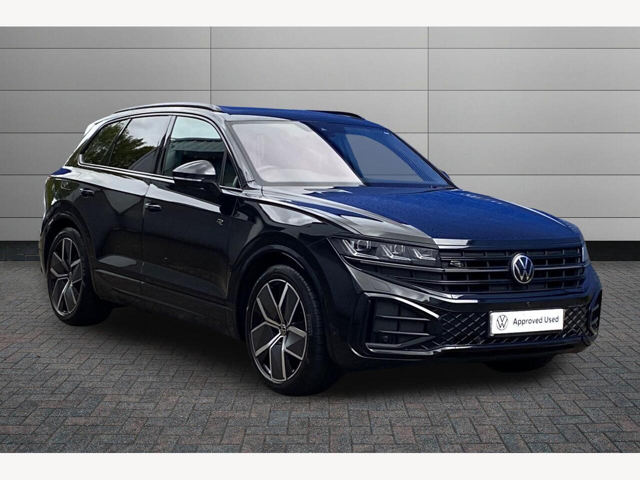 Main listing image - Volkswagen Touareg