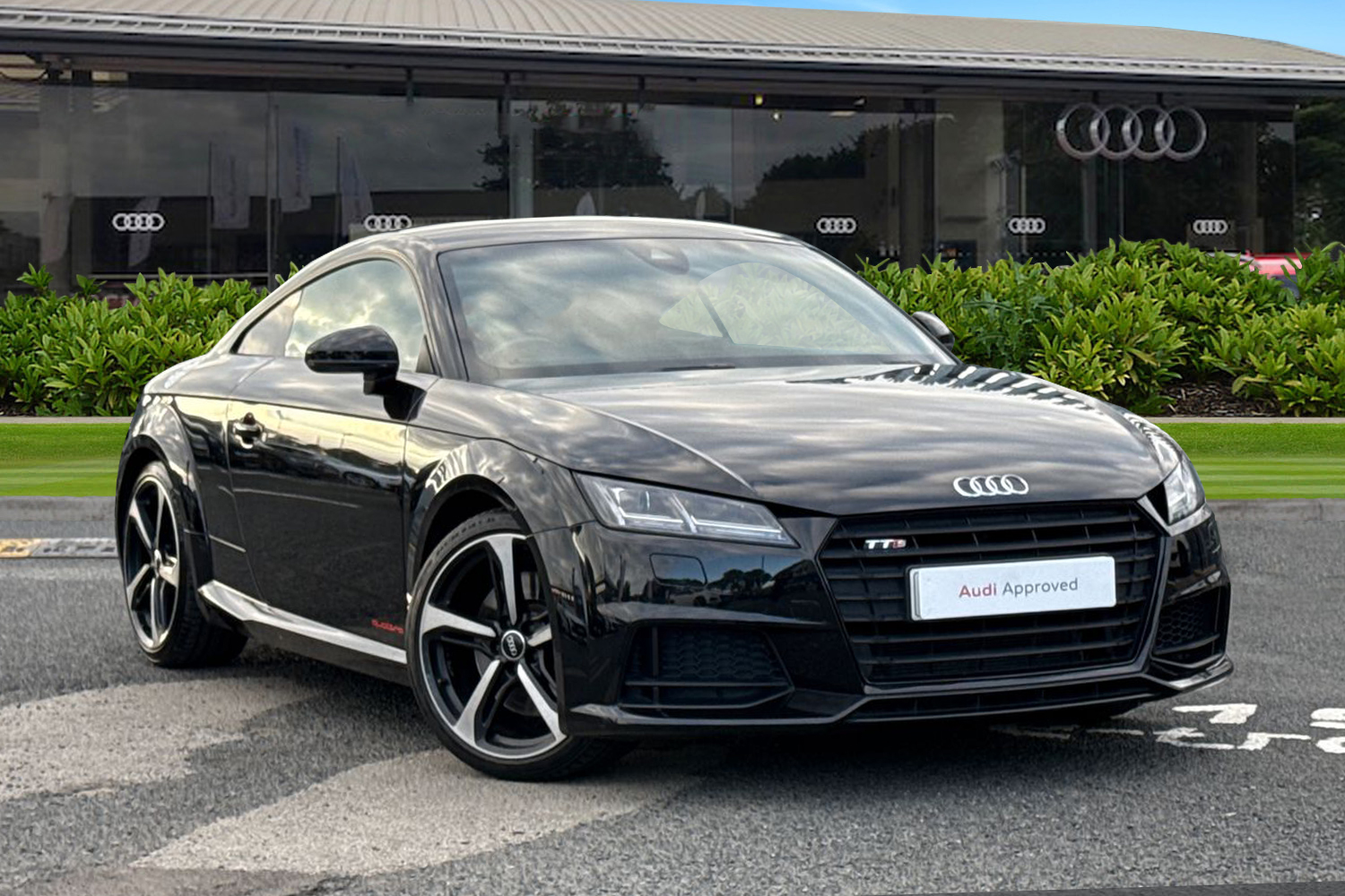 Main listing image - Audi TT S