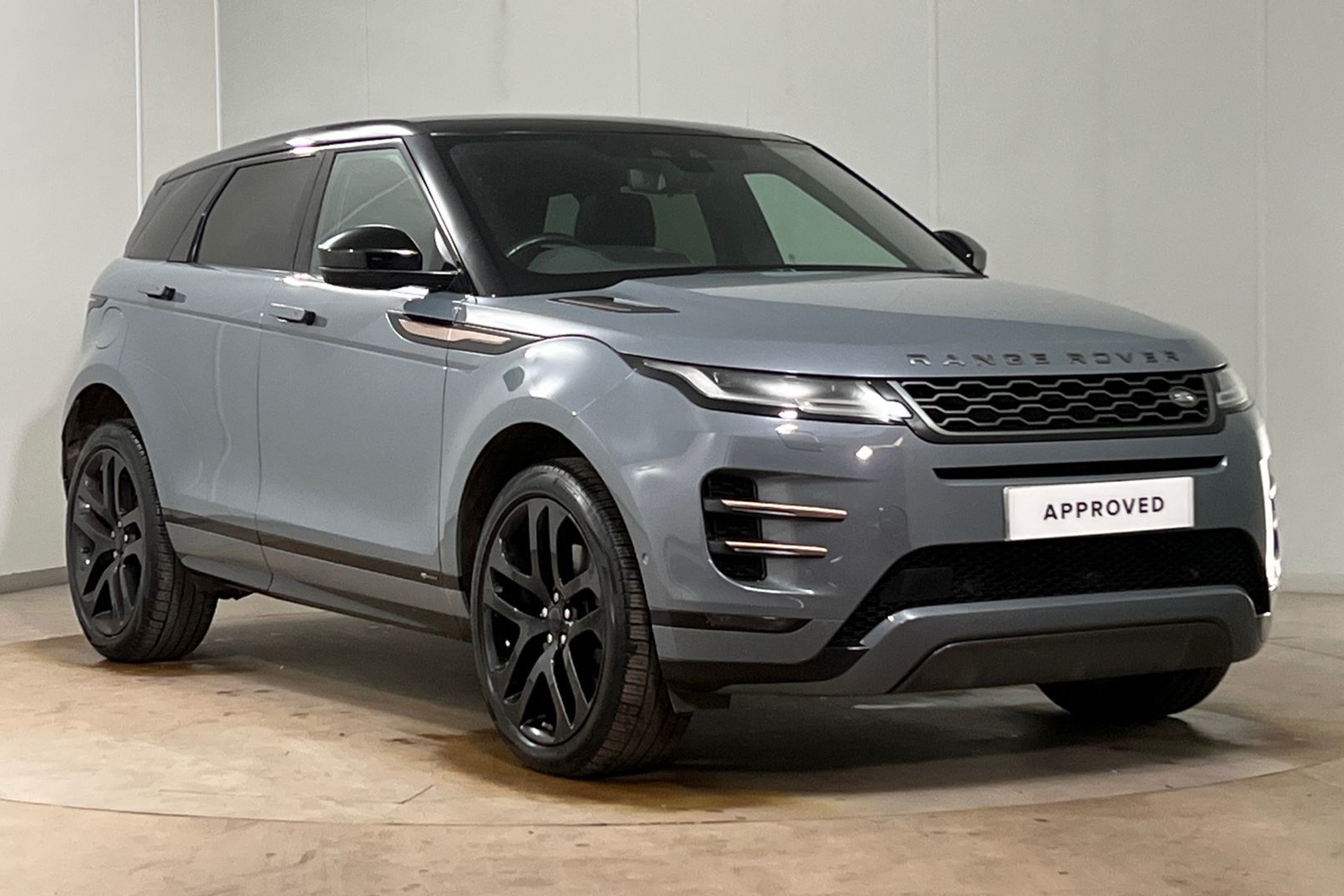 Main listing image - Land Rover Range Rover Evoque