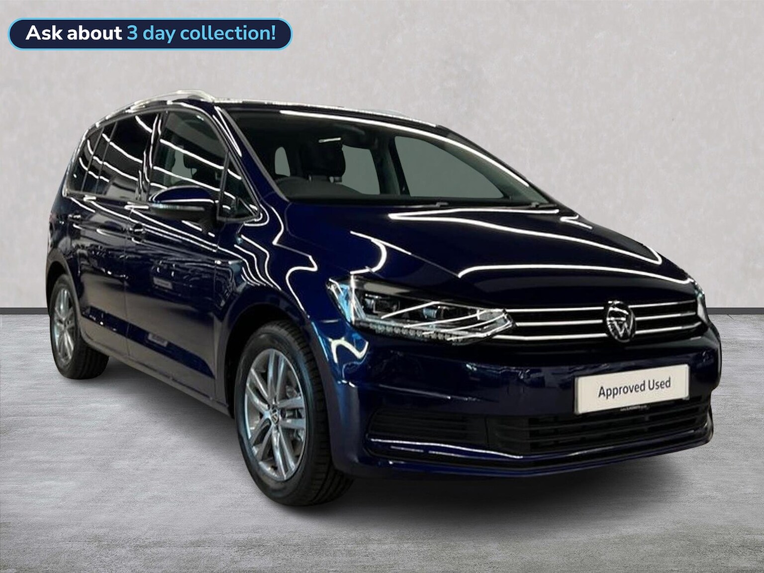 Main listing image - Volkswagen Touran