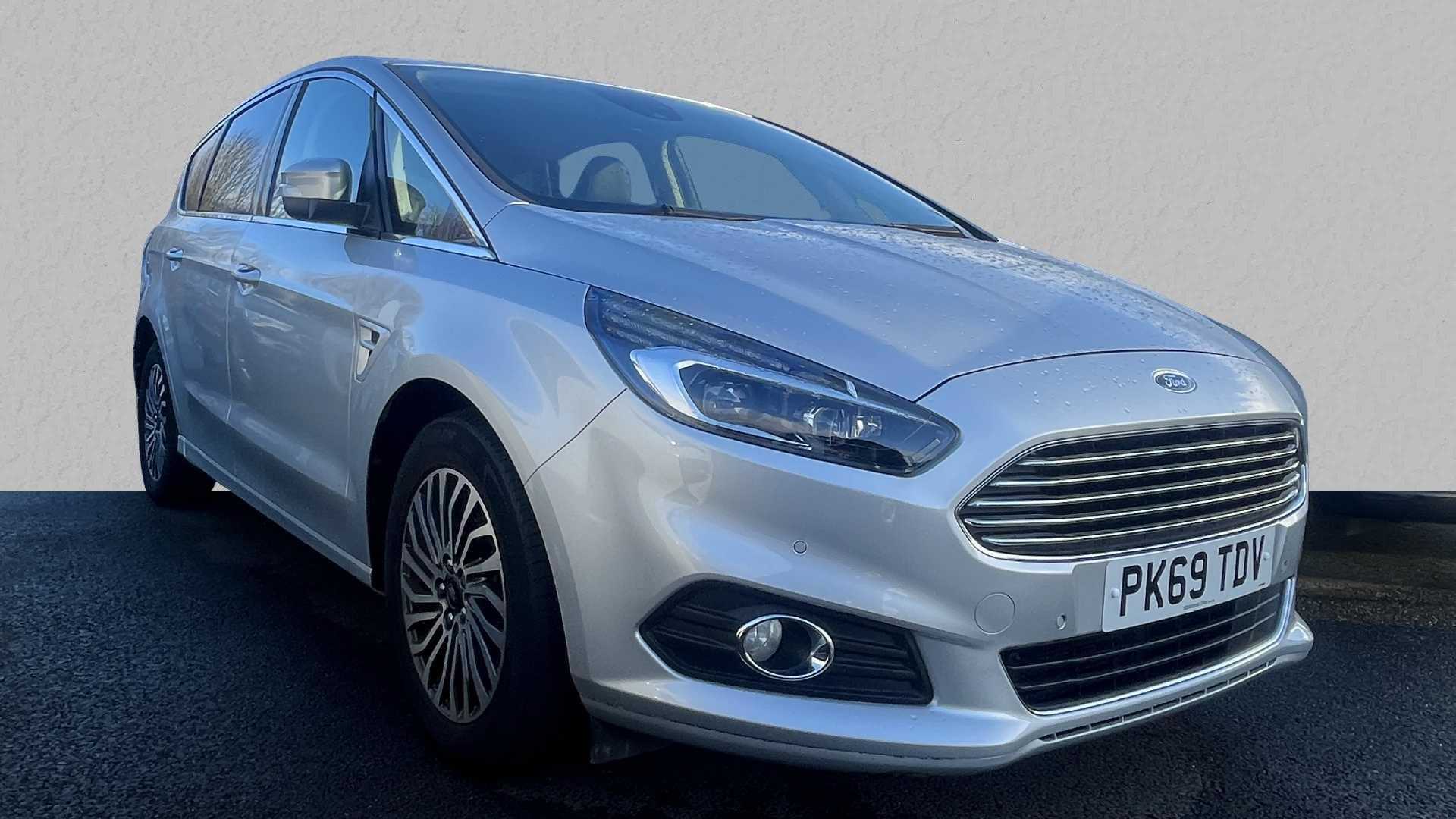 Main listing image - Ford S-MAX