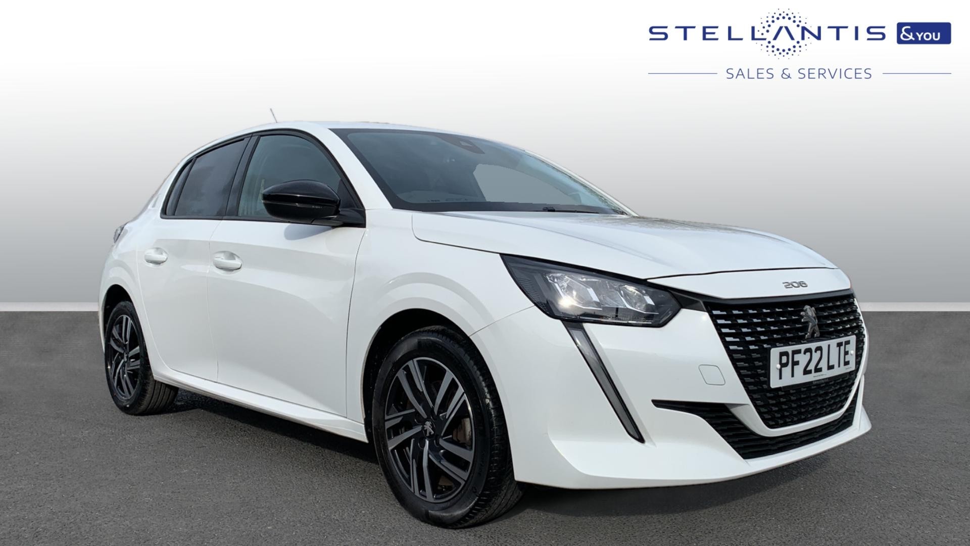 Main listing image - Peugeot 208