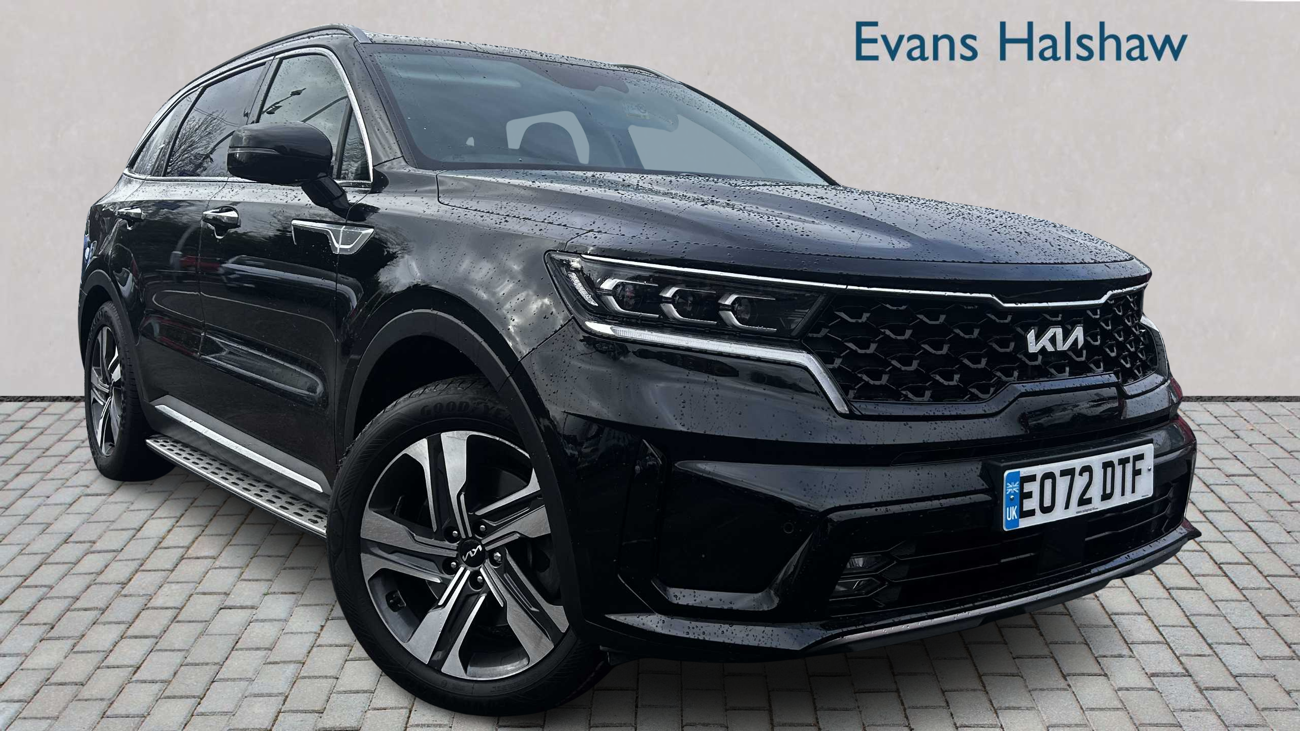 Main listing image - Kia Sorento