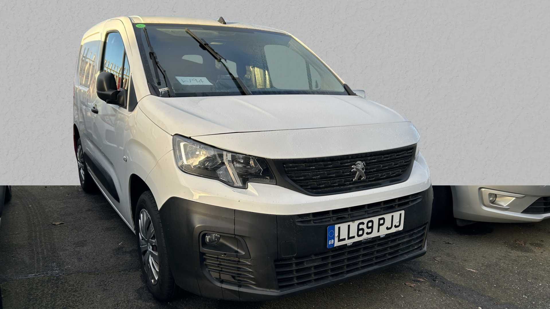 Main listing image - Peugeot Partner