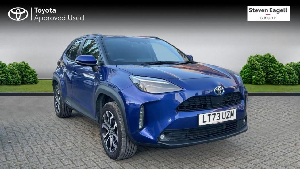 Main listing image - Toyota Yaris Cross