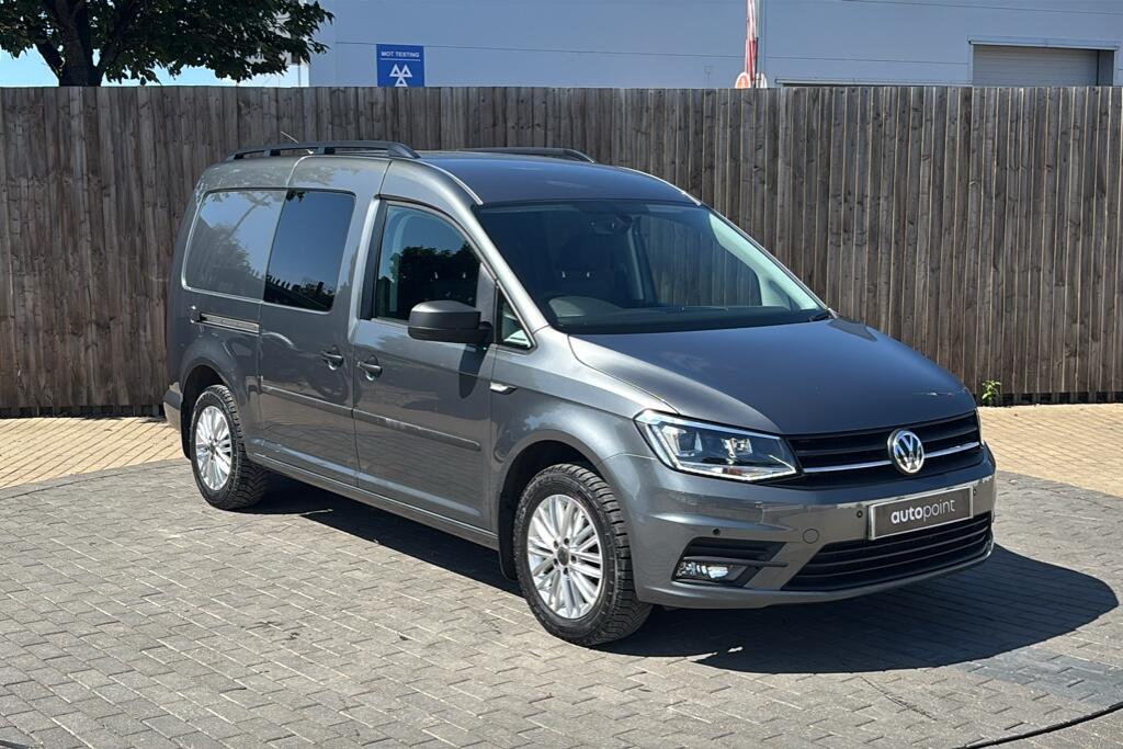 Main listing image - Volkswagen Caddy Maxi