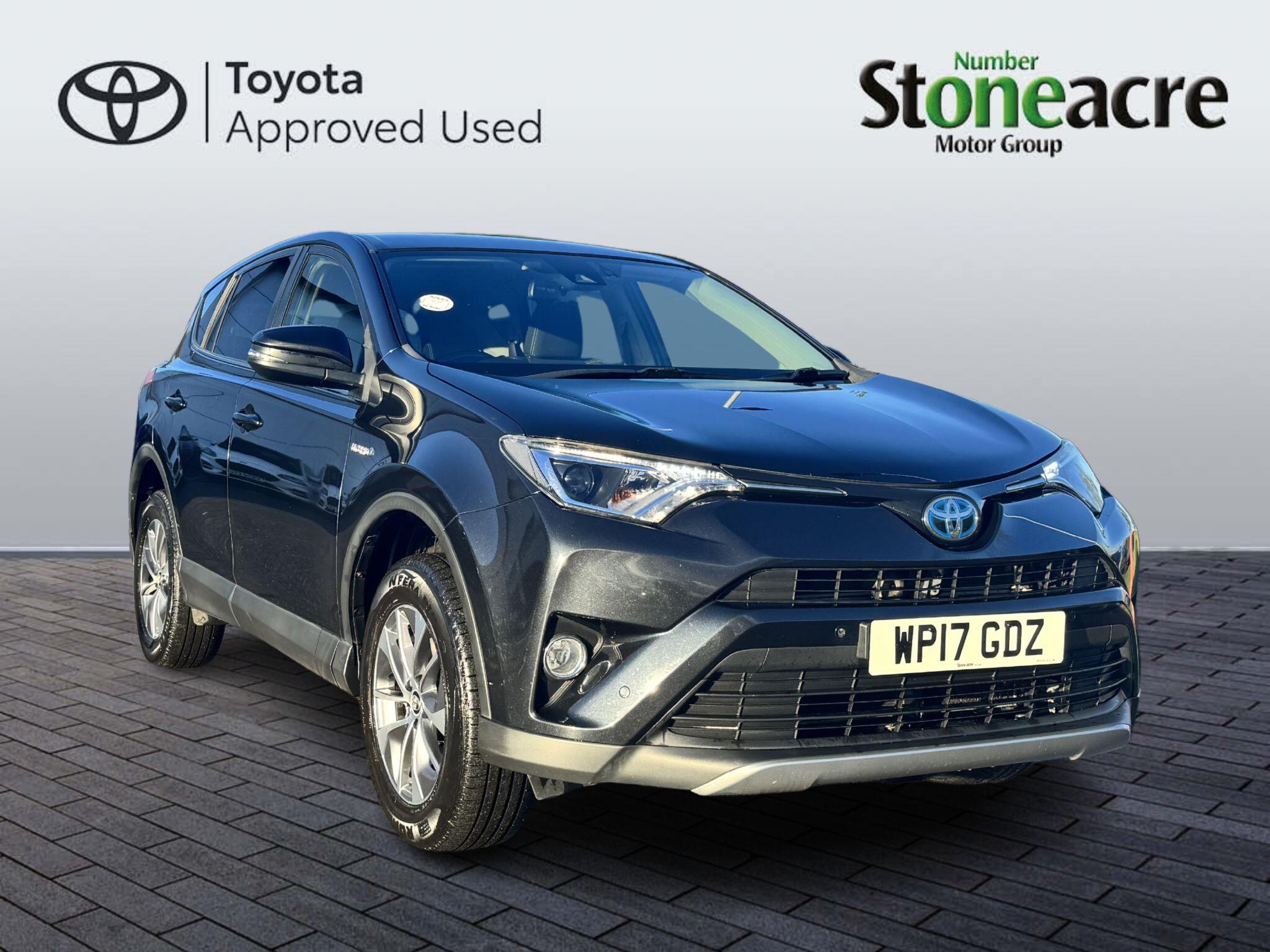 Main listing image - Toyota RAV4