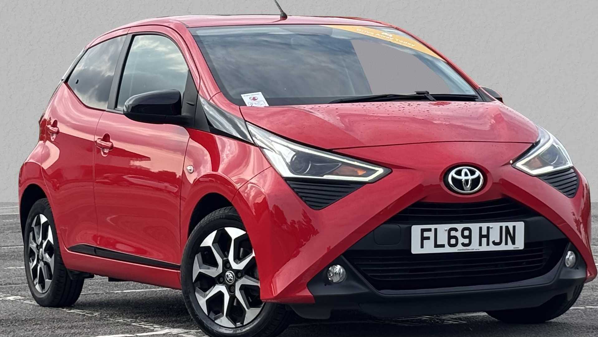 Main listing image - Toyota Aygo
