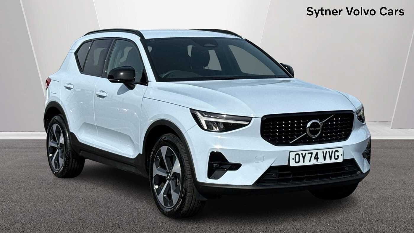 Main listing image - Volvo XC40