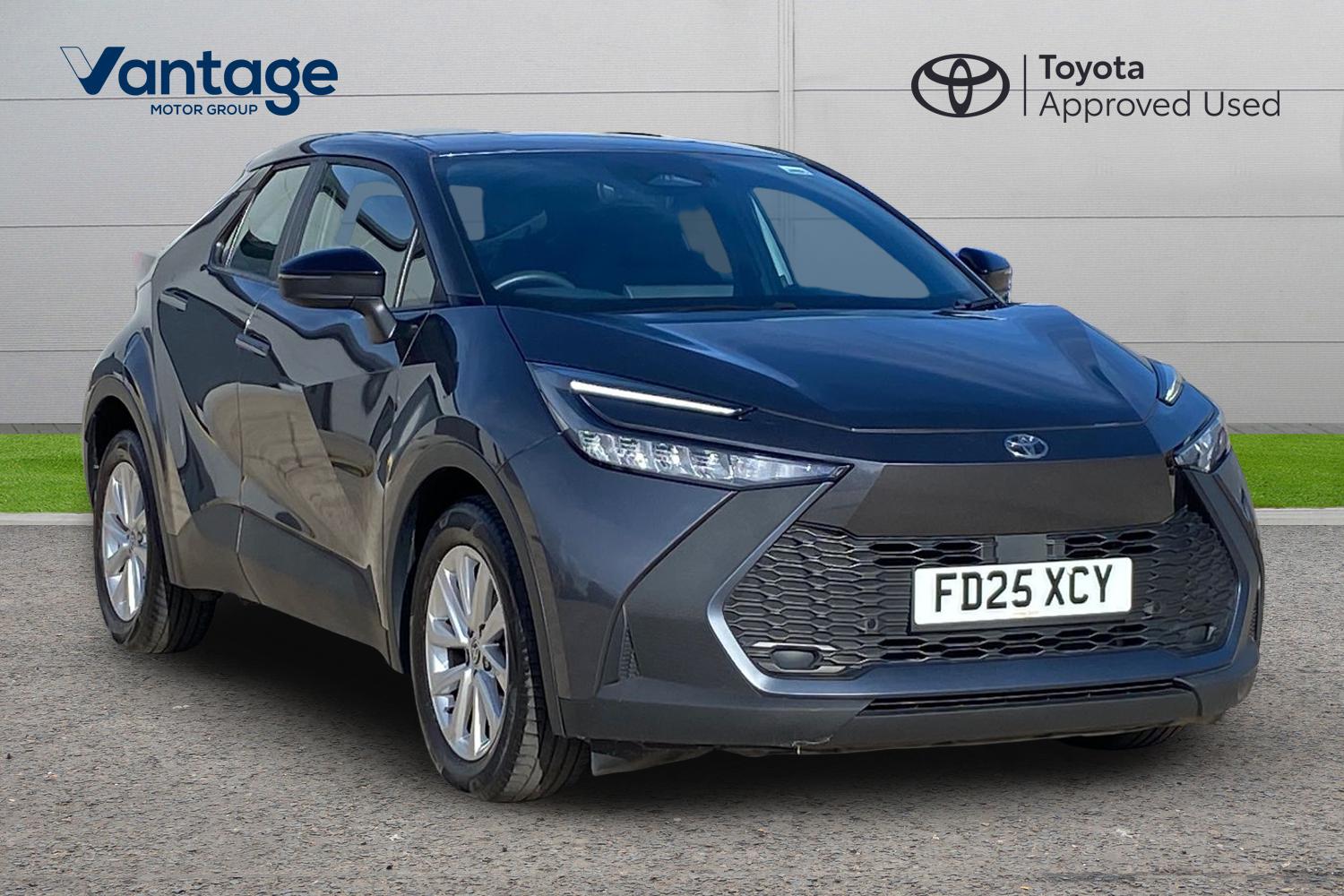 Main listing image - Toyota C-HR