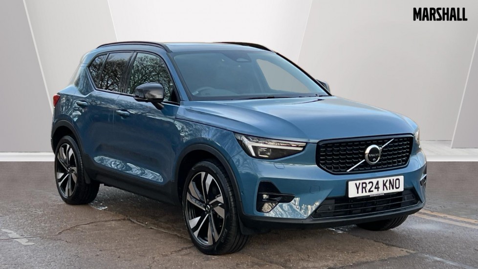 Main listing image - Volvo XC40