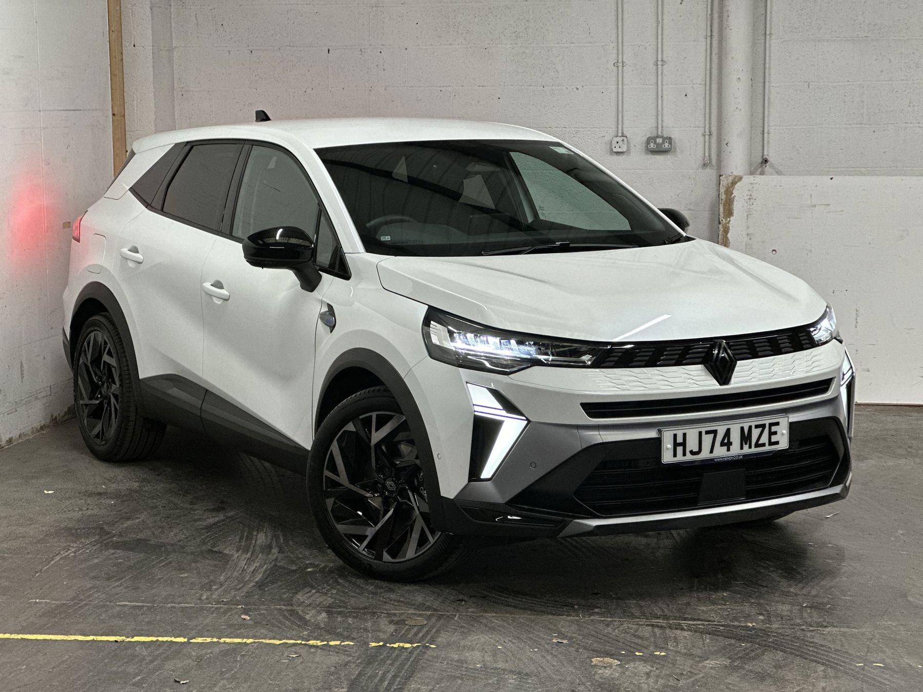 Main listing image - Renault Symbioz