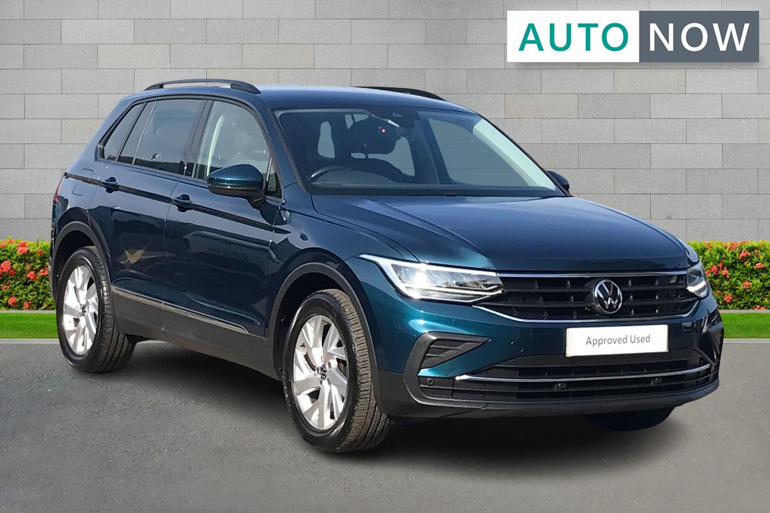 Main listing image - Volkswagen Tiguan