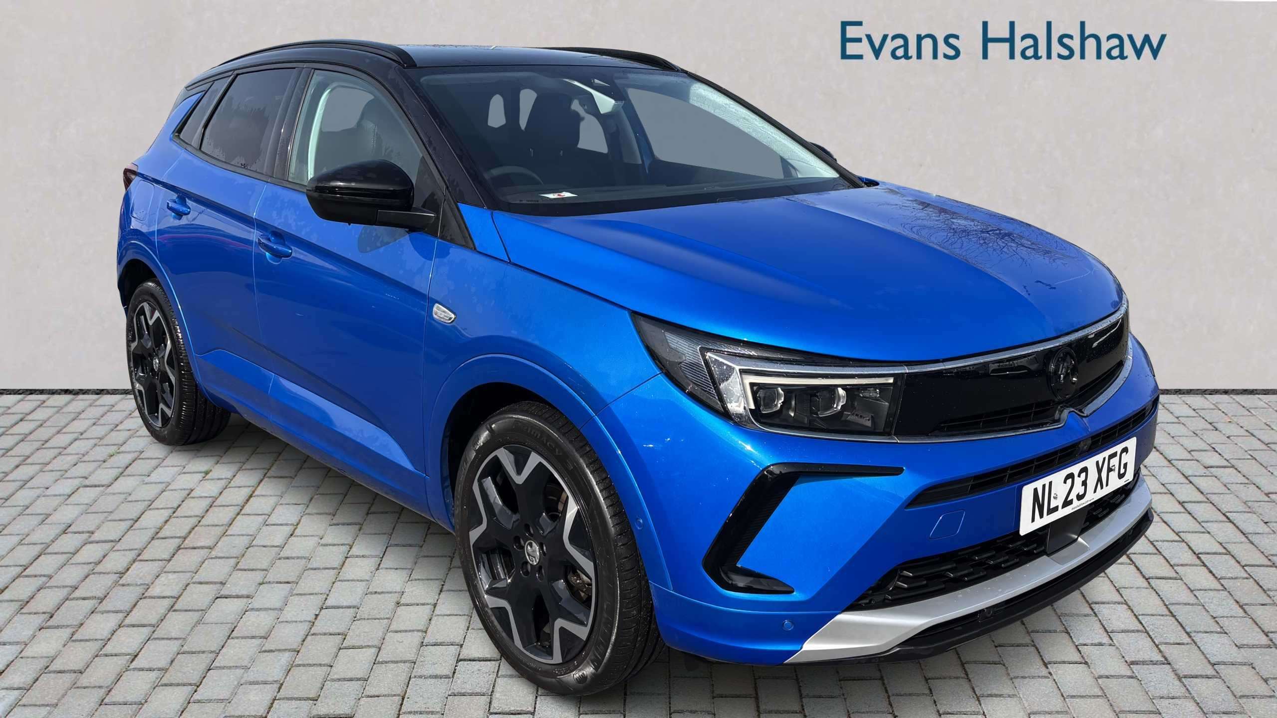 Main listing image - Vauxhall Grandland