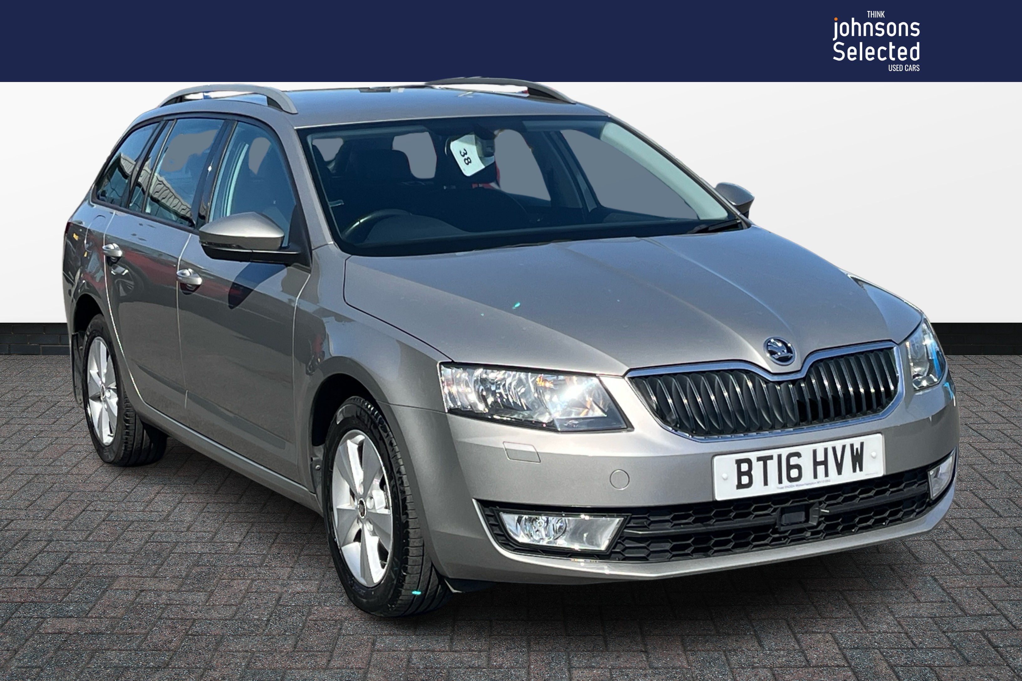 Main listing image - Skoda Octavia Estate