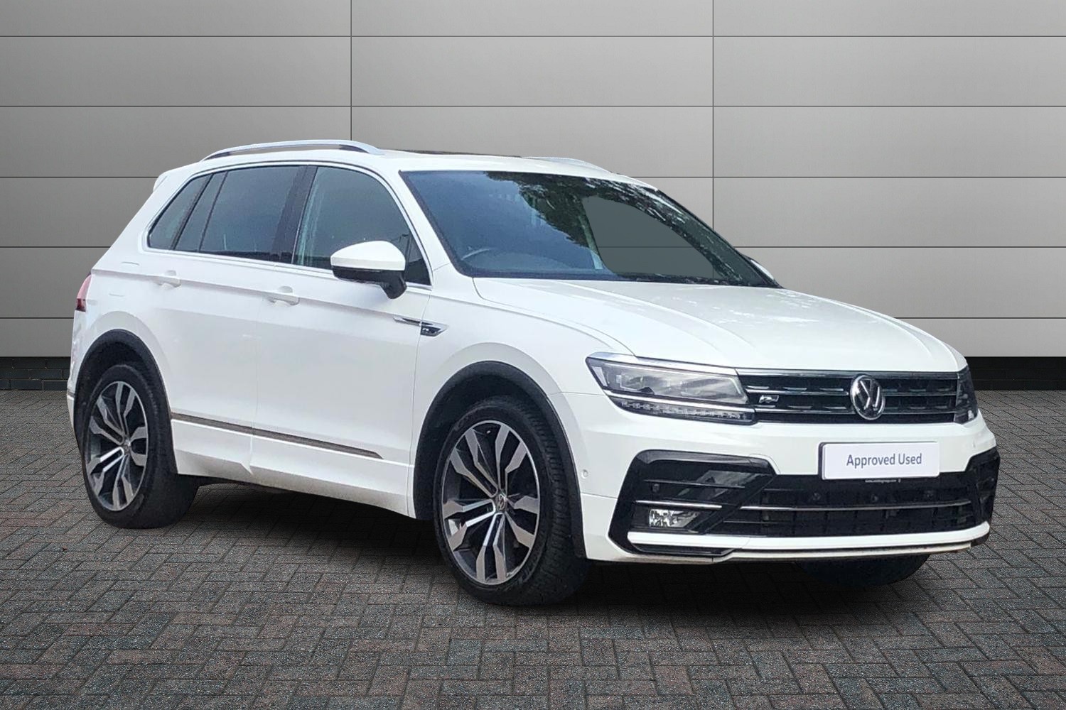 Main listing image - Volkswagen Tiguan